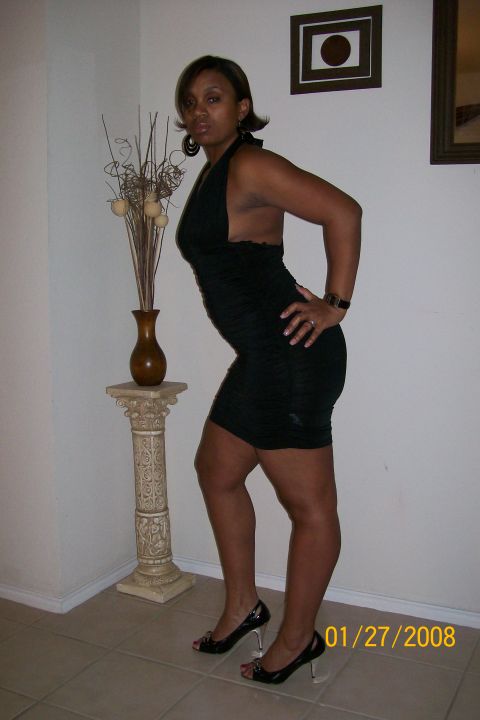  The Ebony Shows Off those Thighs Just like Butter.....................