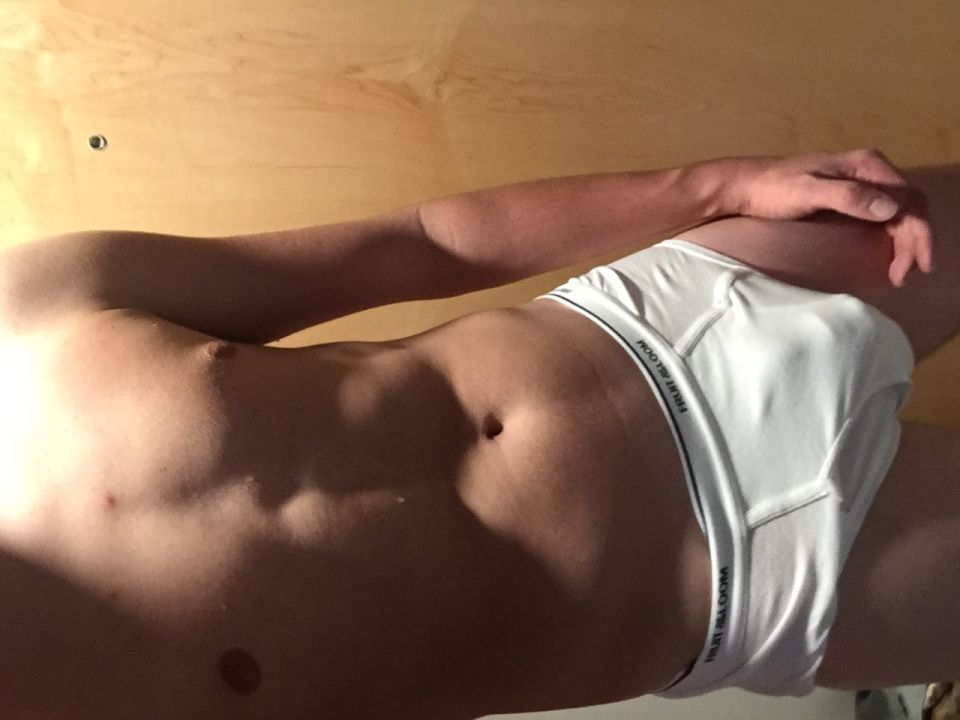 Chastity Slave in need of Mistress