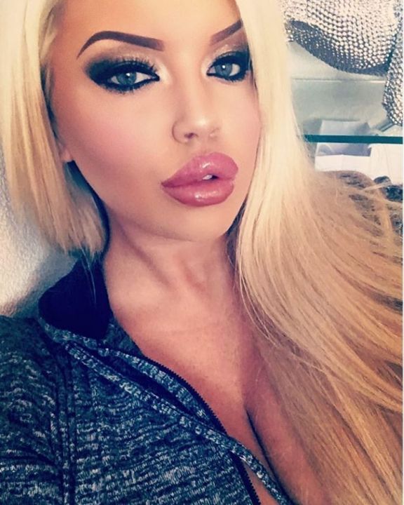 Be a Bimbo
