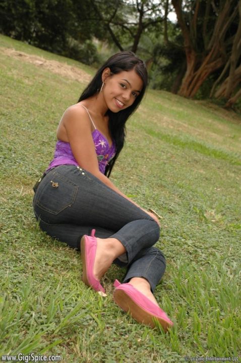The girl who made me submissive 1