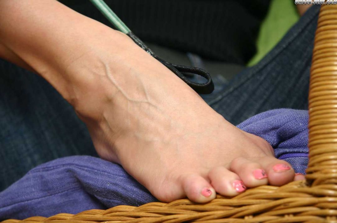 Foot Mistress Sara