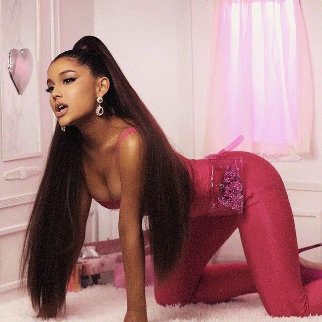 Ariana Grande Backstage Pass