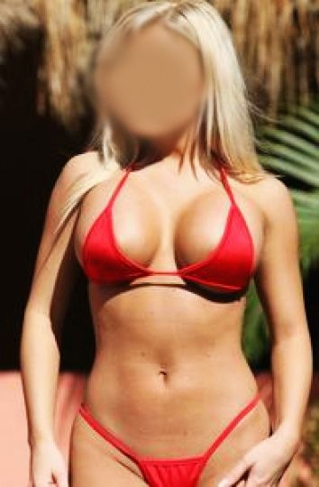 Become submissive to women bodies