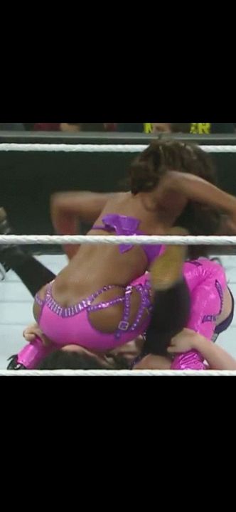 WWE MILOVANA ROYAL RUMBLE