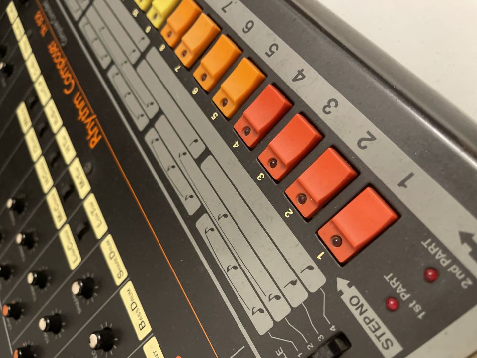 Synthesizer Fetish (not for beginners)