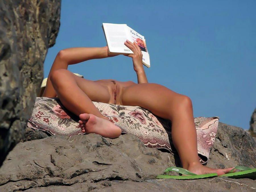 HOLIDAY SNAPS 3