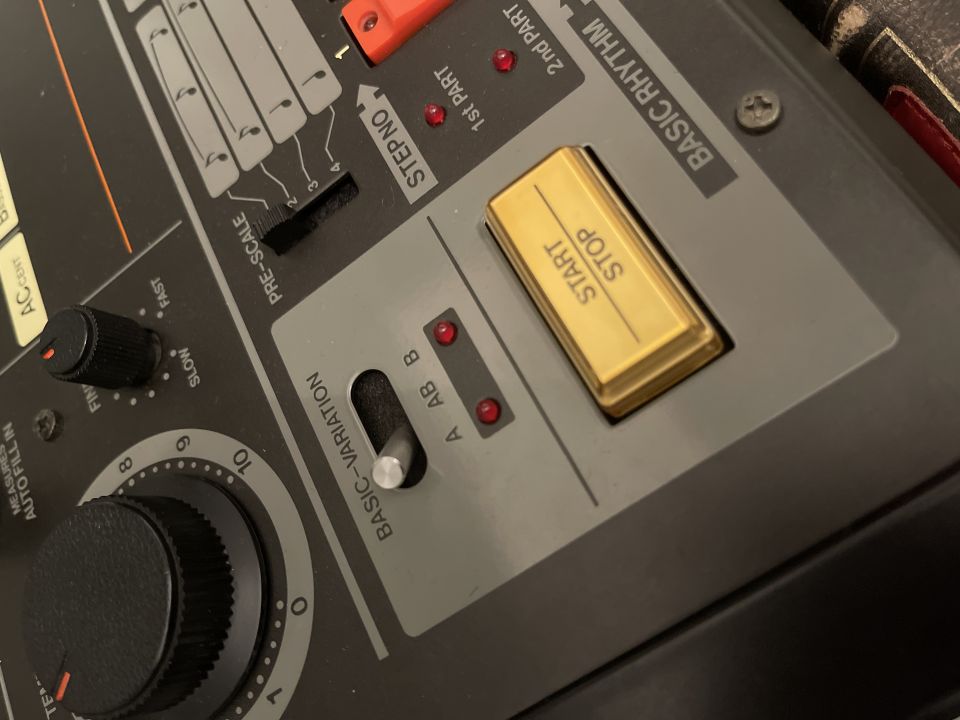 Synthesizer Fetish (not for beginners)