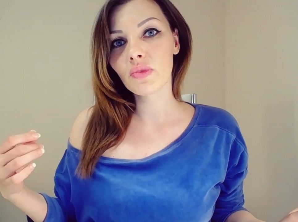 Domme PlayDate cum eating instructions
